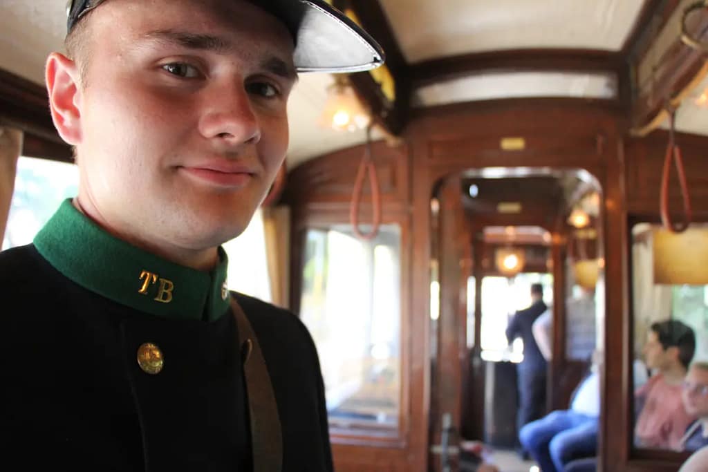 Intérieur d’un tram traditionnel